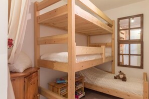 2 bedrooms, WiFi