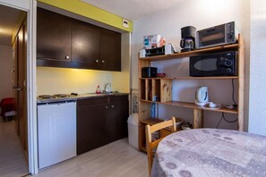 Fridge, microwave, oven - 100m from resort center, 1st floor, balcony, tv, 28m², Val Thorens (Val Thorens)