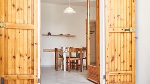 Dining - Home Nido (Cala Gonone)
