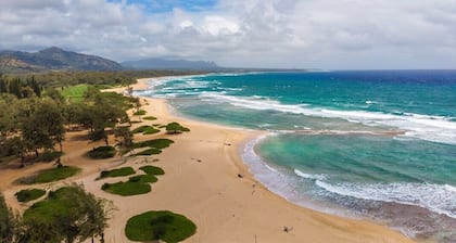 Beautiful Oceanfront Resort With Walk Out Lanai to the 4 Resort Pools and Beach
