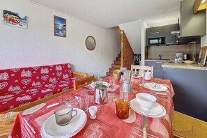 Kühlschrank, Mikrowelle, Geschirrspüler