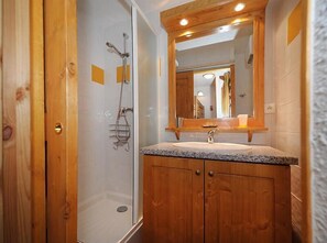 Dusche