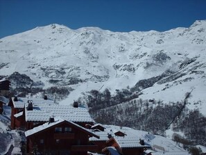 Exterior - 300m from shops, 1st floor, balcony, tv, 50m², Les Menuires (Les Menuires)
