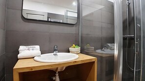 Bathtub