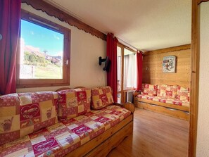 1 bedroom - 4th floor, balcony, tv, 26m², Les Menuires (Les Menuires)