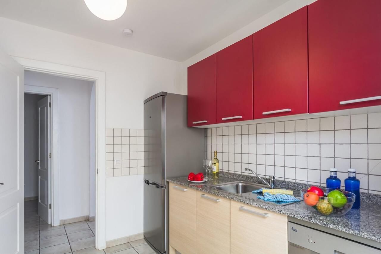 VILLA CON PISCINA PRIVADA Y VISTAS AL MAR