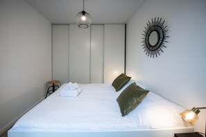 1 bedroom, desk, iron/ironing board, free WiFi