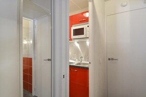 Kjøleskap, mikrobølgeovn og oppvaskmaskin