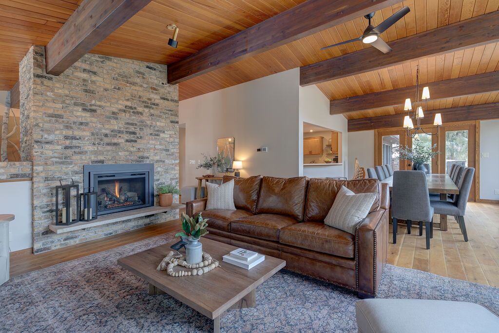 Luxury Retreat - Nestled in Bluffs - 10 Mins from Downtown