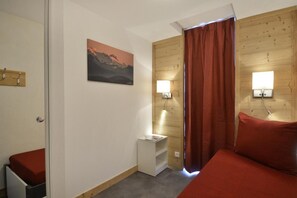 1 bedroom, Internet