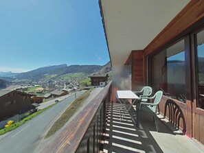 Outdoor dining - 1st floor, view mountain, balcony, fireplace or stove, tv, 53m², Le Grand Bornand (Le Grand-Bornand)