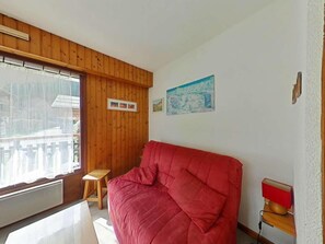 Living area - Ground floor, balcony, tv, ski locker, 26m², Le Grand Bornand (Le Grand-Bornand)