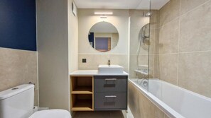 Bathtub