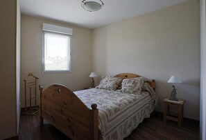 1 bedroom, WiFi - 100m from ski slopes, 2nd floor, view valley, parking, tv, ski locker, 40m², Peyragudes (Germ)