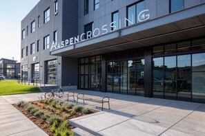 Exterior detail - Westlake Retreat:Midtown BZN (Bozeman)