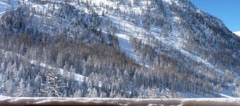 200m from ski slopes, 3rd floor, balcony, parking, tv, 76m², Isola 2000