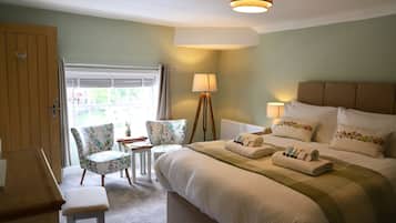 Deluxe Double Room, Ensuite (The Severnside Room) | 1 bedroom