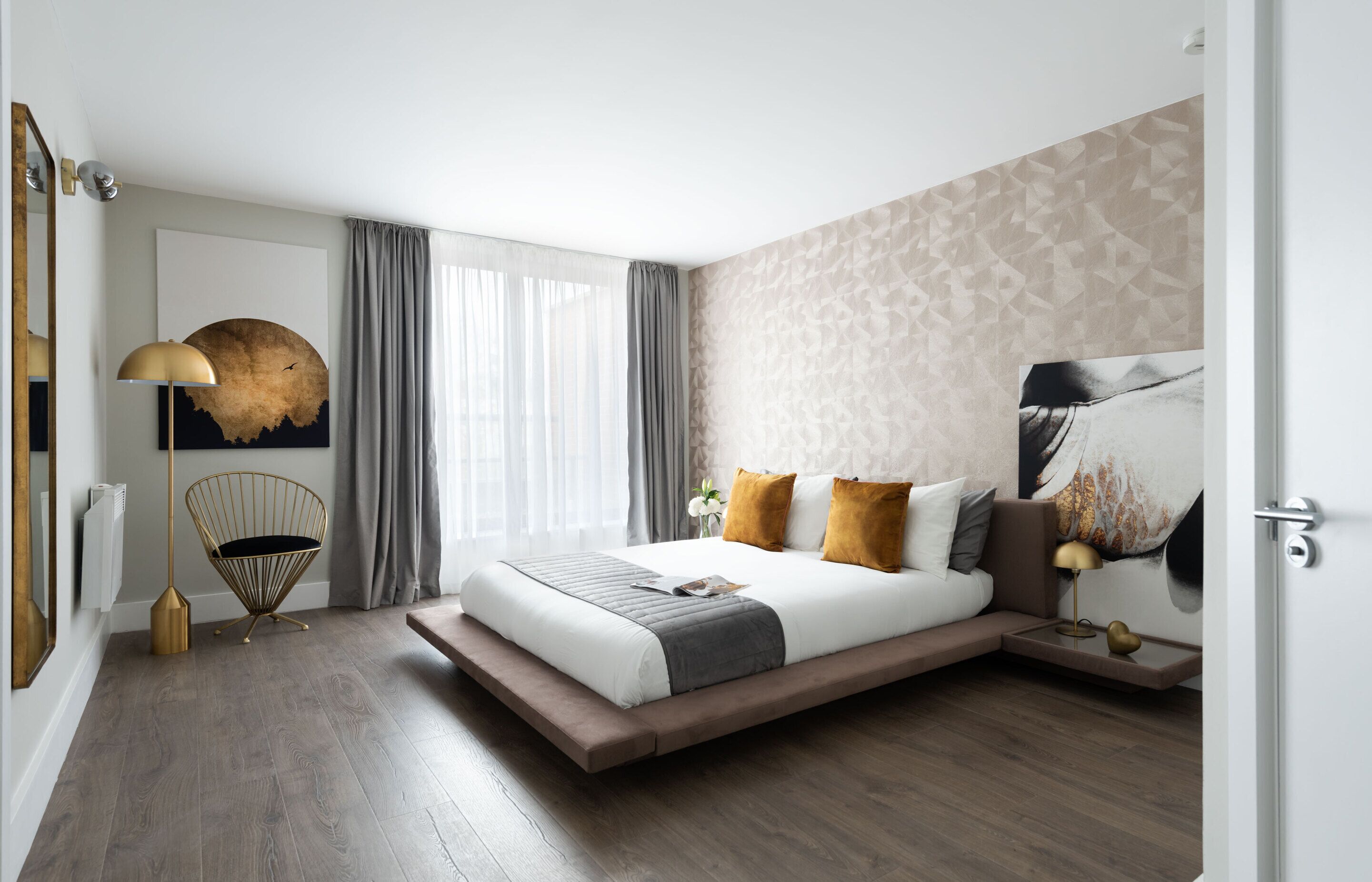 Luxury Apartment | Blackout drapes, soundproofing, iron/ironing board, free WiFi