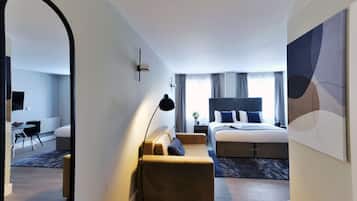 Superior Apartment | 1 bedroom, blackout drapes, soundproofing, iron/ironing board