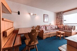Interior - 7th floor, view valley, balcony, tv, 40m², Les Arcs (Les Arcs)