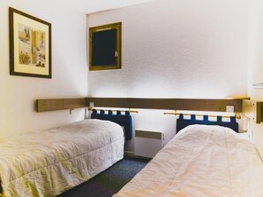 1 chambre, accès Internet