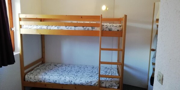 2 bedrooms, WiFi