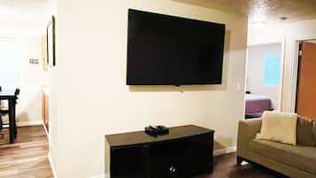 Smart-TV, DVD-Player