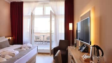 Superior-værelse - terrasse | 1 soveværelse, allergivenligt sengetøj, minibar, pengeskab på værelset