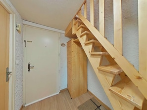 Interior - 3rd floor, balcony, fireplace or stove, tv, 63m², Le Grand Bornand (Le Grand-Bornand)