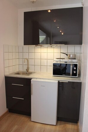 Kühlschrank, Mikrowelle