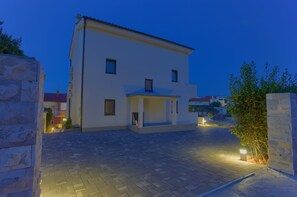 Exterior - Villa Bonjour with Pool (Krk)