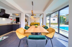 Dining - Villa Bonjour with Pool (Krk)