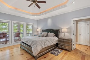 5 chambres, lit parapluie, Wi-Fi gratuit, draps fournis