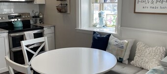 Beach area cape!  Walk to town & beach