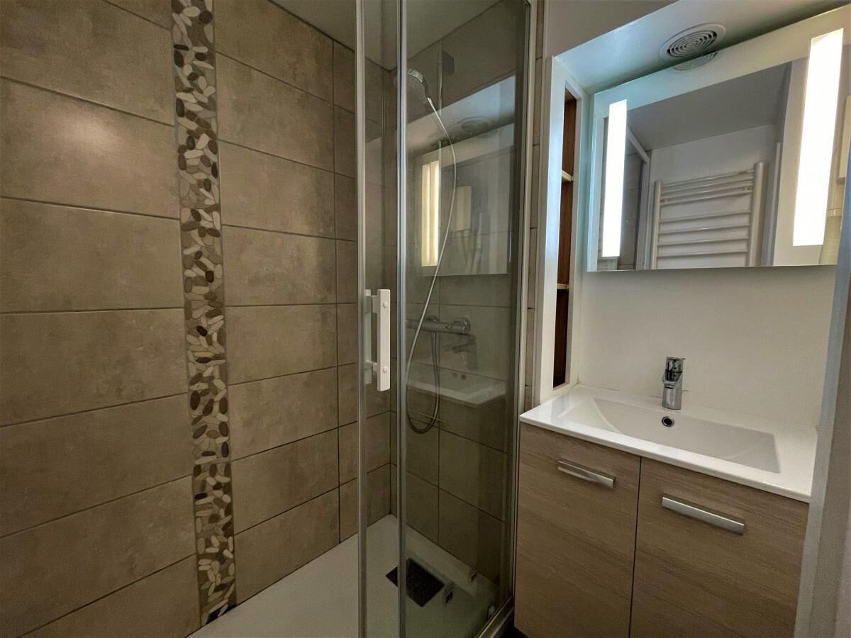 Shower, hair dryer
