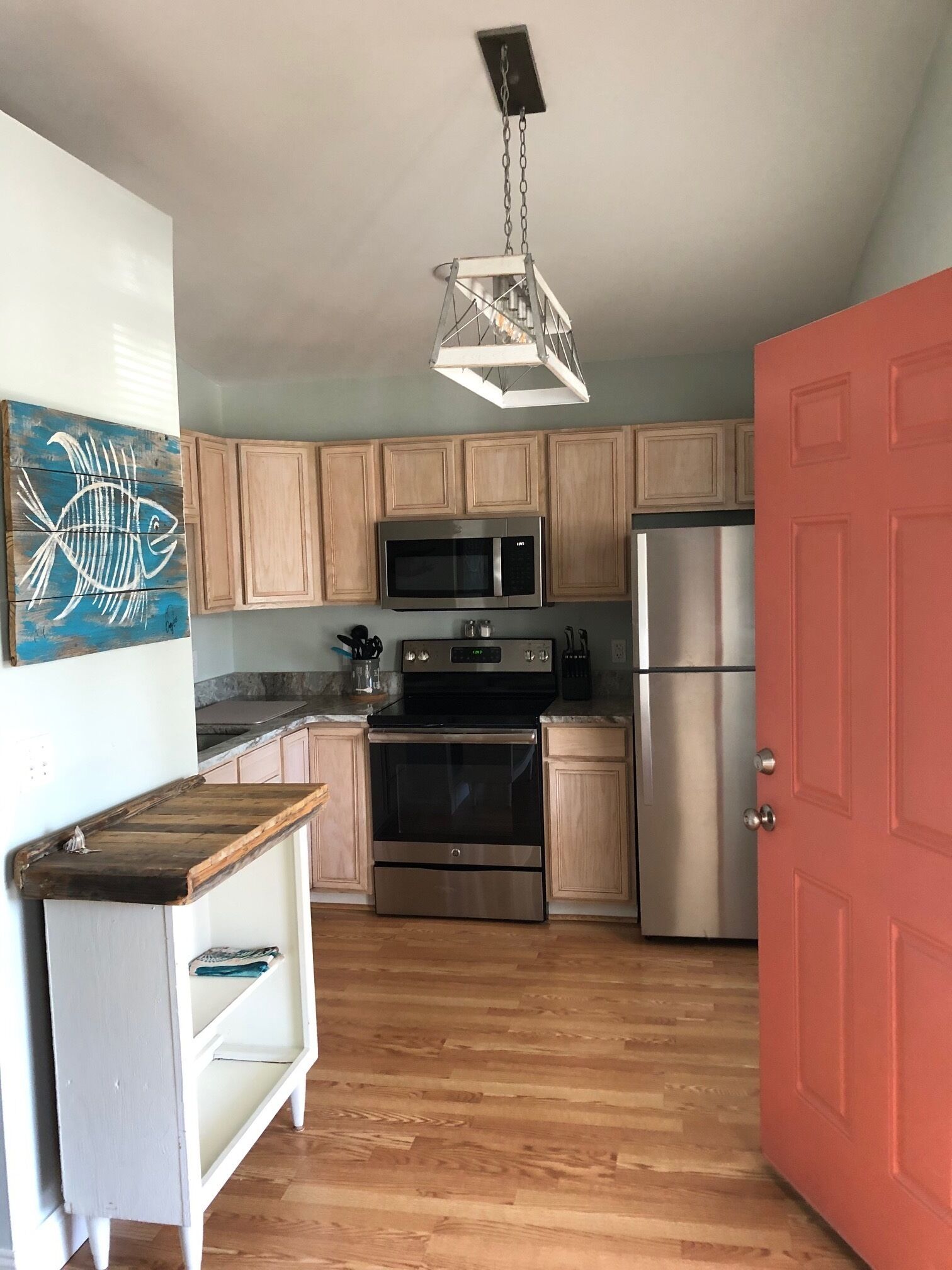 Cute cottage in downtown Southport, walk to town