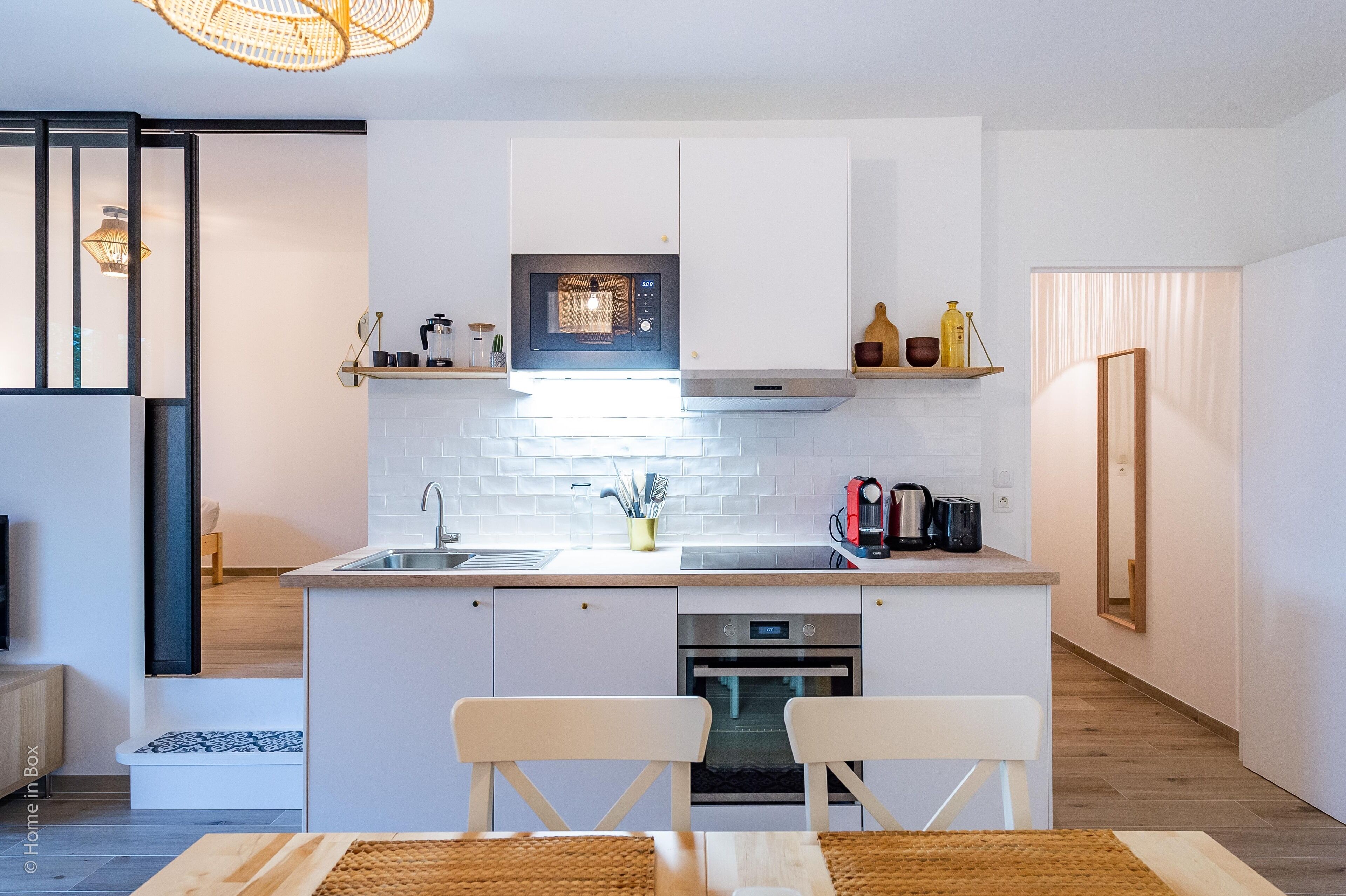 Plaza Prague 02 Appartement bien situé à proximité des transports