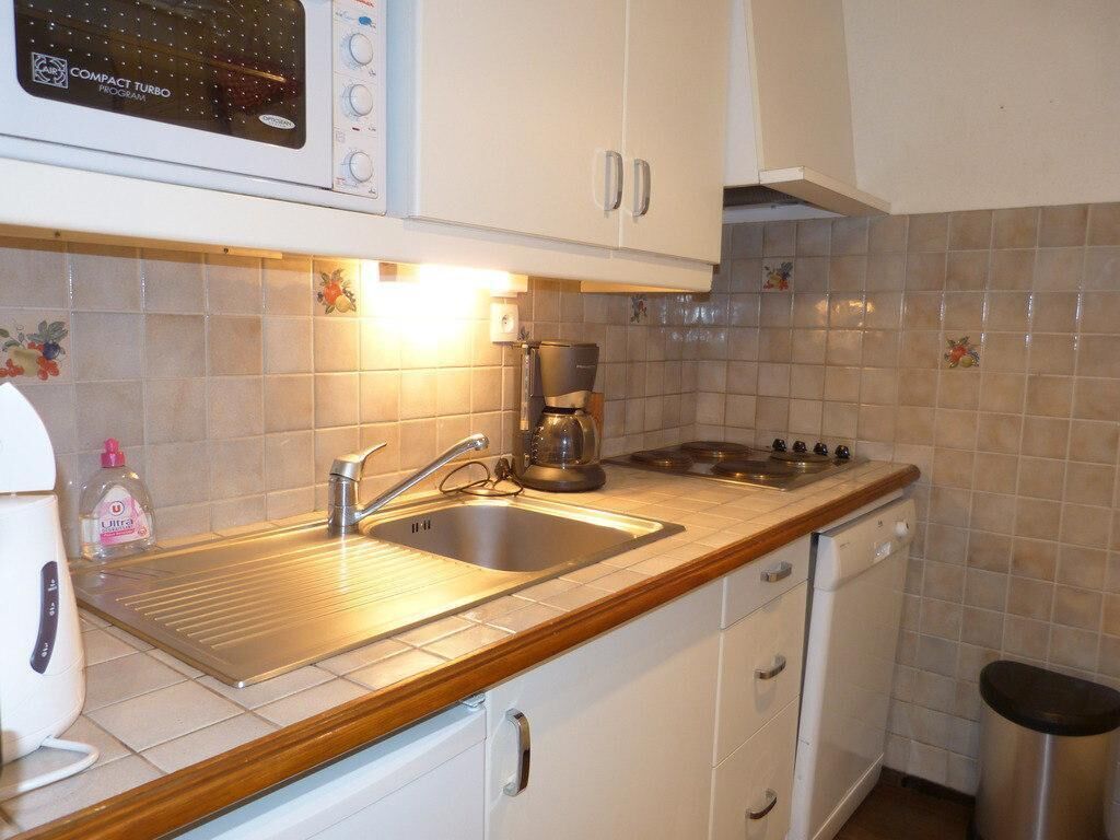 Fridge, microwave, dishwasher