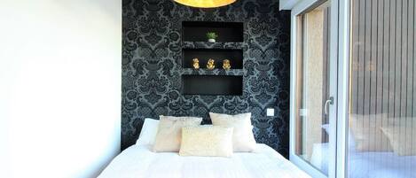 1 slaapkamer, een strijkplank/strijkijzer, gratis wifi, beddengoed