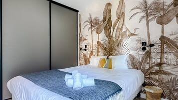 2 多间卧室、熨斗/熨衣板、免费 WiFi、床单