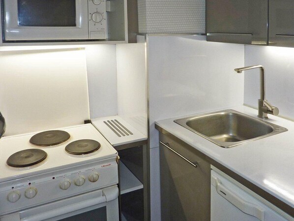 Kühlschrank, Geschirrspüler