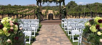 Charming 3-Bedroom Farmhouse Retreat with Open Deck!