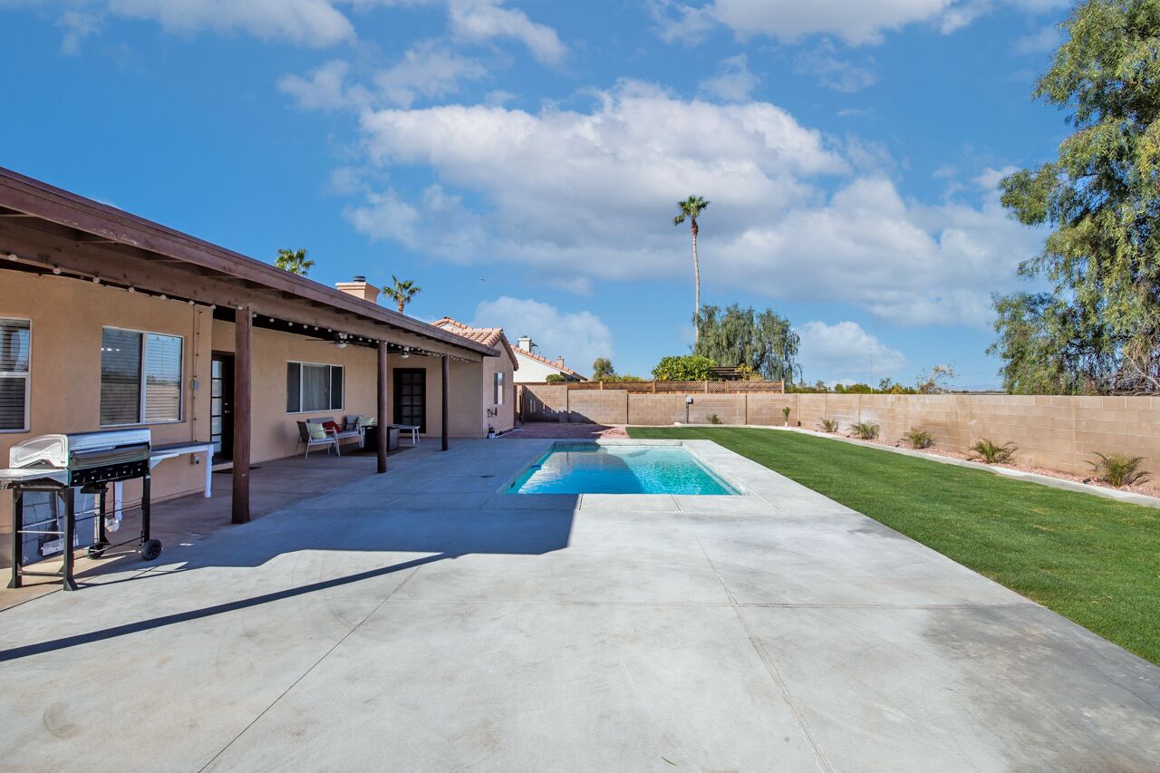 Piscine extérieure, piscine chauffée