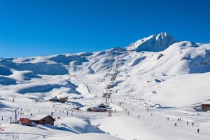 Snow and ski sports - Wifi, 200m from ski slopes, 11st floor, view mountain, balcony, tv, 28m², Les Arcs (Les Arcs)