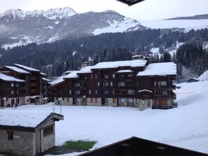 Exterior - 1st floor, view ski slopes, terrace, tv, ski locker, 13m², Valmorel (Valmorel)