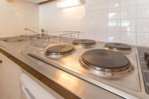 Kühlschrank, Mikrowelle, Toaster