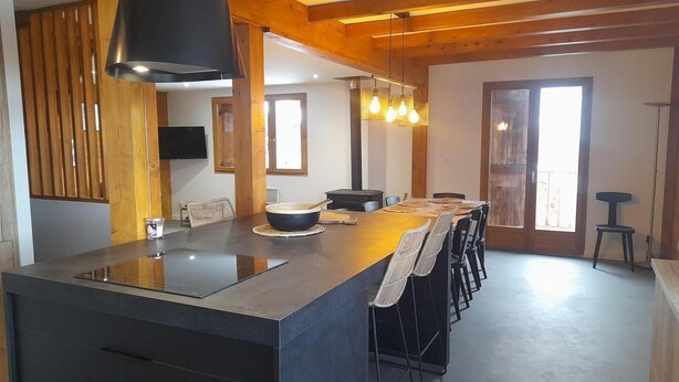Dining - Chalet, 2nd floor, view valley, terrace, fireplace or stove, tv, 100m², Les Arcs (Les Arcs)