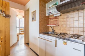 Fridge, microwave, coffee/tea maker, toaster