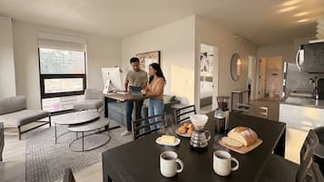 Apartment, 2 Bedrooms, City View | Free WiFi