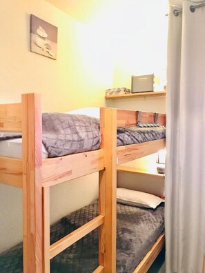 1 bedroom